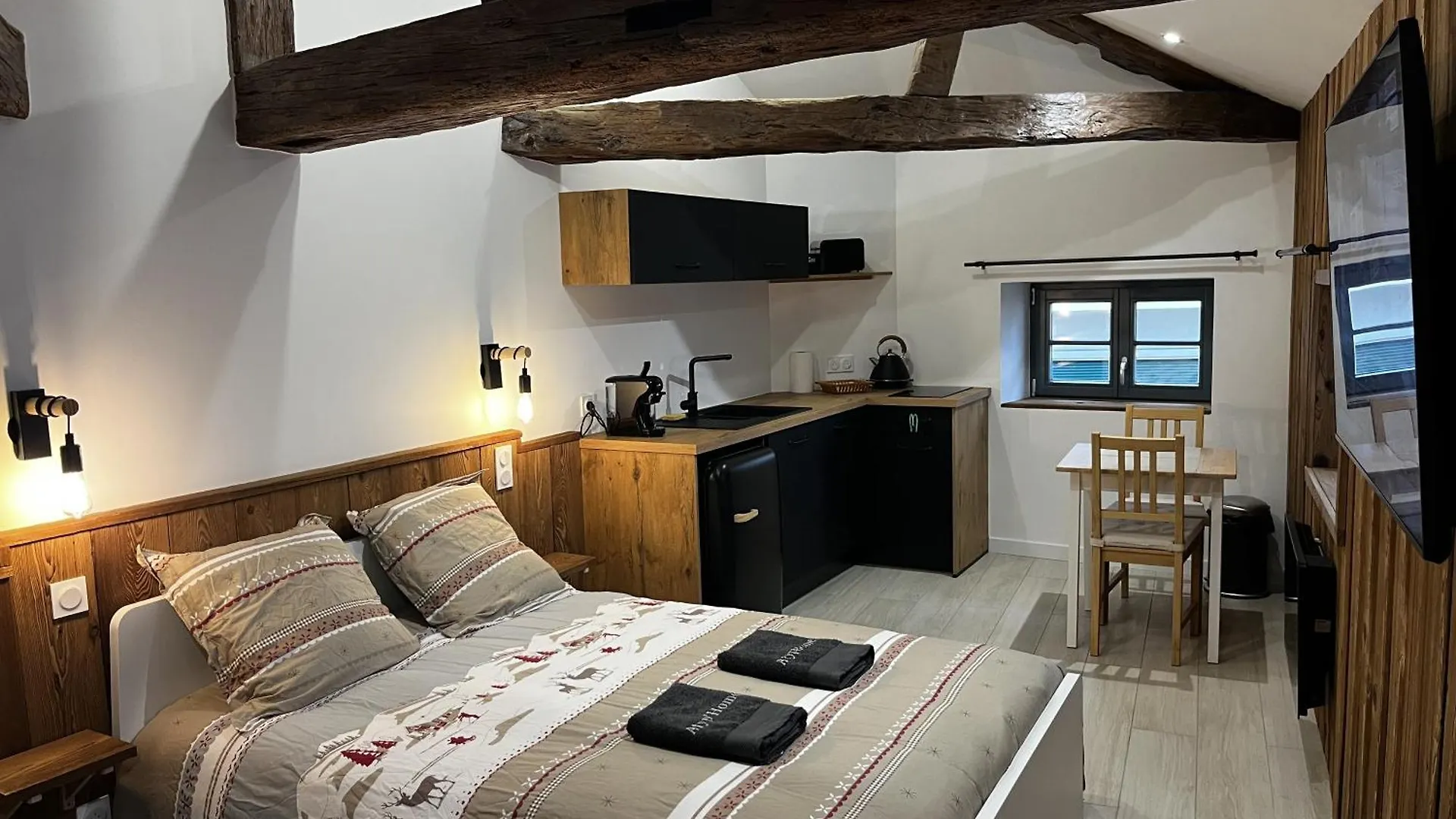 Nouveau ! Chalet En Centre Ville Bourg-en-Bresse Frankreich
